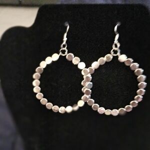 Beautiful  silver round hoop earings
